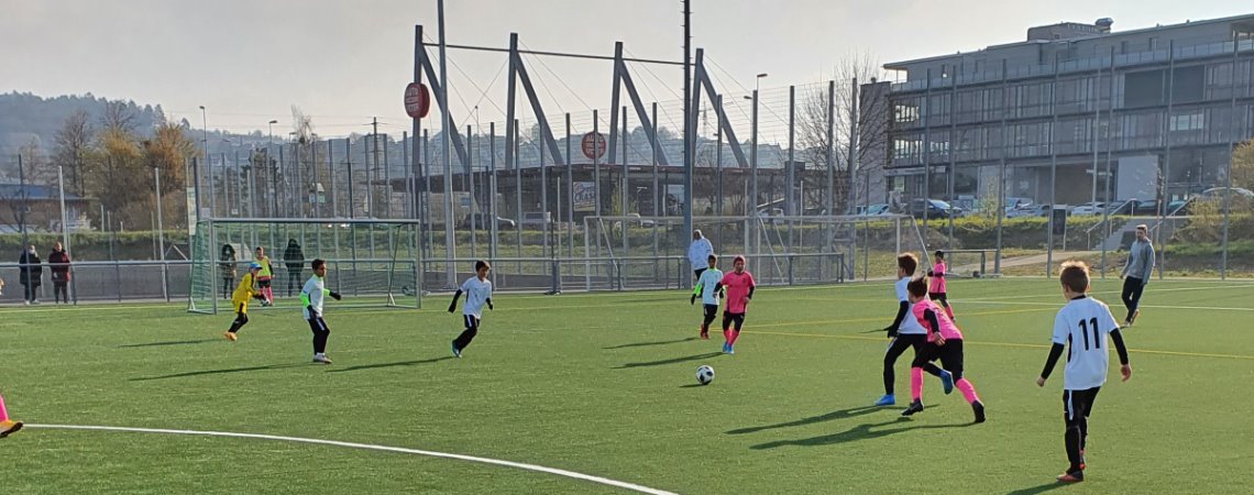 FC Stäfa Eb gewinnt torreiches Spiel 8:11 gegen Winikon